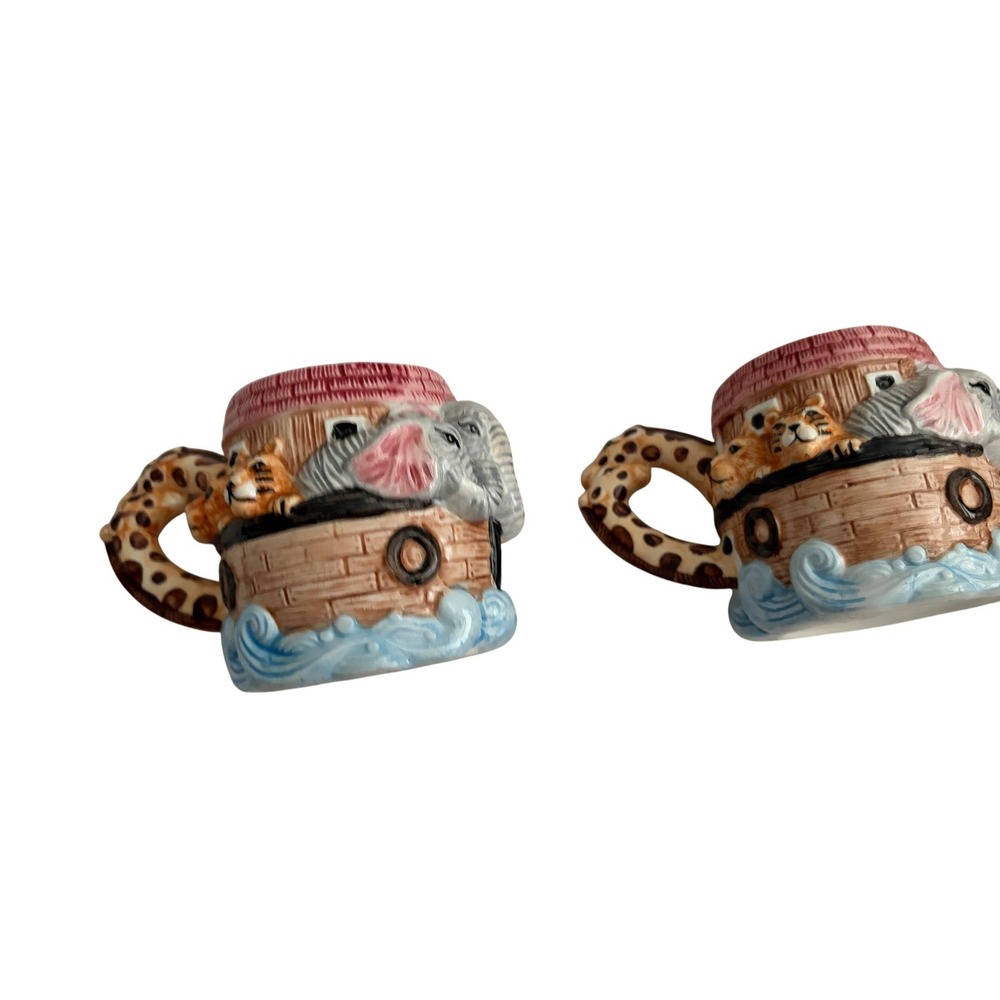 Noahs Ark Ceramic Mugs‎ Set of 2 Giraffe Handle 3D Sculpted Animal Relief